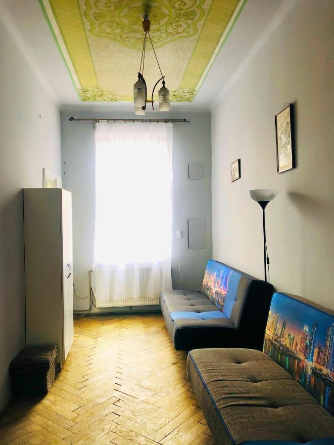Vintage Apartment 2 Rooms With Balcony Lviv Exterior foto